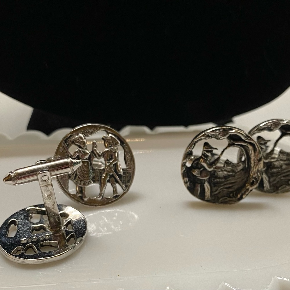 Mens vintage lot of silver tone cufflinks two sets